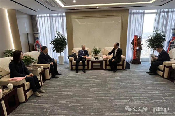 甘肃尊时凯龙Z6集团与浦发银行兰州分行交流座谈